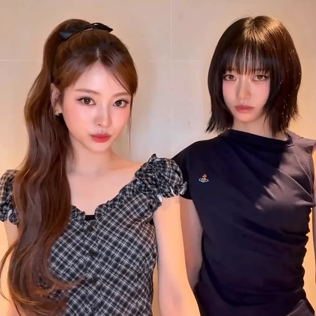 (미야오 안나 착용) 로제프란츠 프릴 셔링 블라우스 S