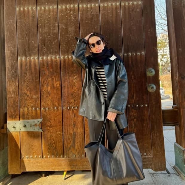 생로랑 Y 토트백 가방 새상품