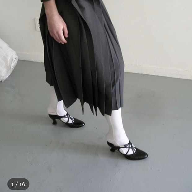 애옹쓰 O ffbeat pleats skirt