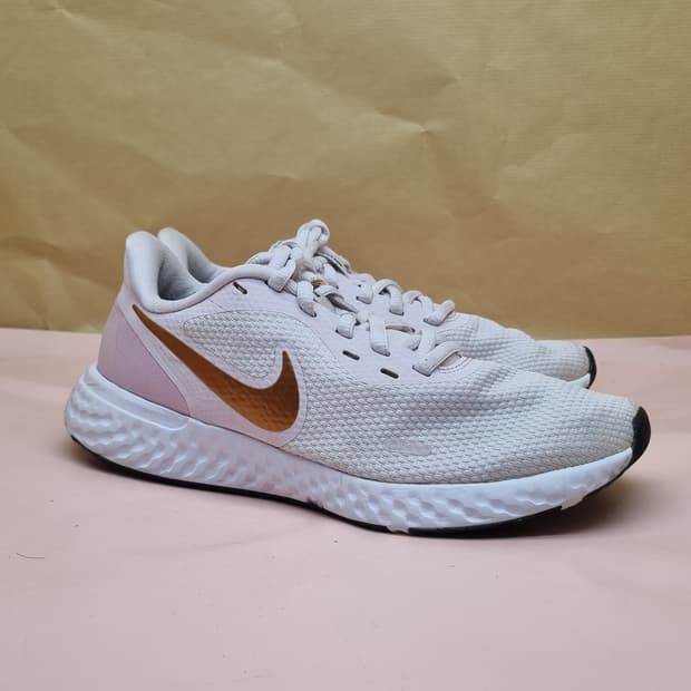 나이키 레볼루션5 여성운동화245
