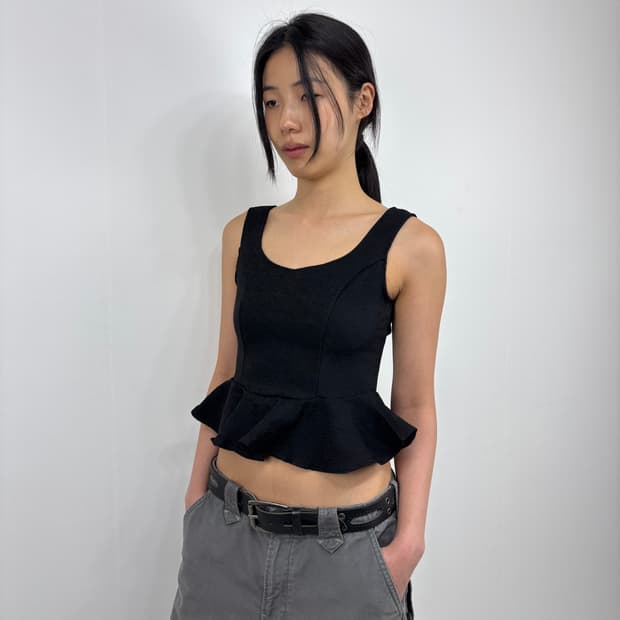 JACQUARD FLARED SLEEVELESS TOP