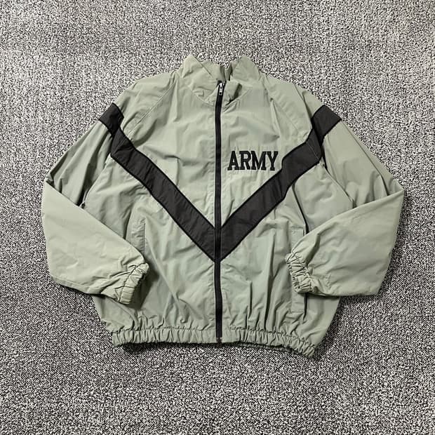 빈티지9. U.S. Army IPFU 미육군 바람막이 그린 윈드브레이커