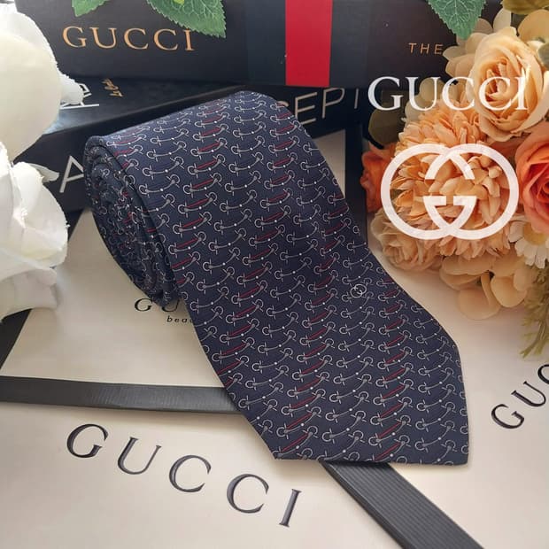 구찌 실크 네이비 홀스빗 패턴 넥타이 8.6cm A등급 K1861