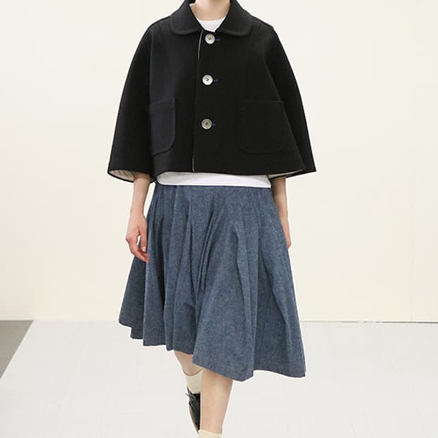 Pleats Cutting Line Belt Skirt