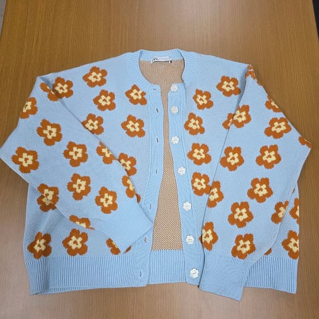 자라 그랜마코어 오버핏 플로럴 가디건 L