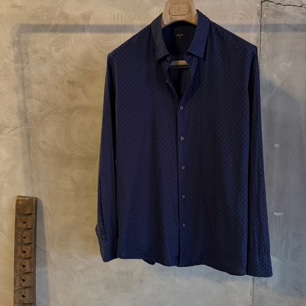 갤럭시 셔츠 남성 100