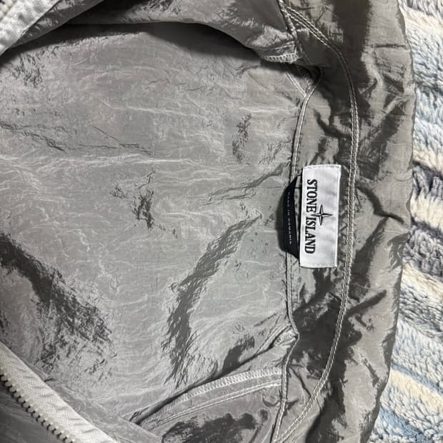 스톤아일랜드 22ss 나일론메탈 오버셔츠 아이스 XL