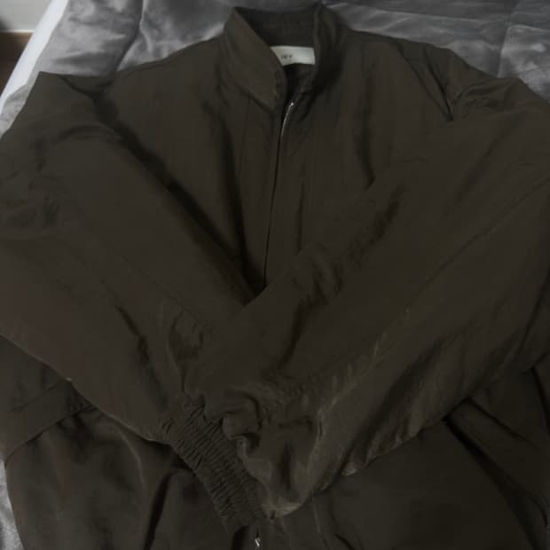 이에이 카라 점퍼 L