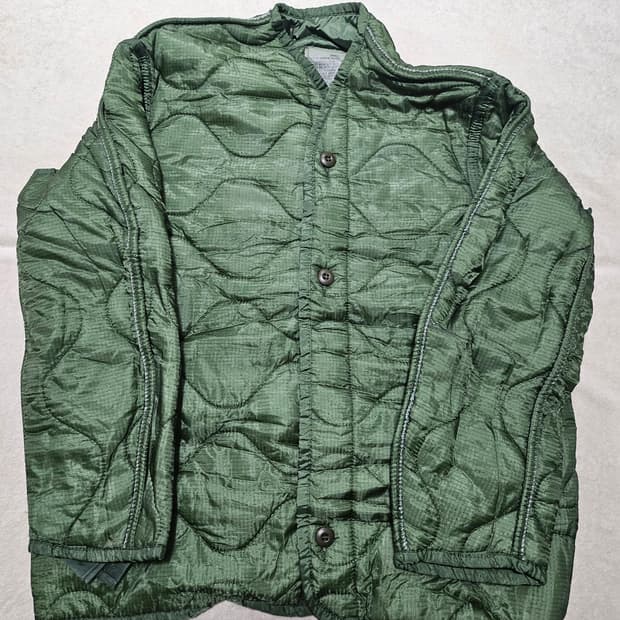 미군오리지날 m65 필드자켓내피 신품S