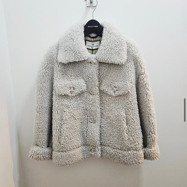 모조에스핀 뽀글이 리얼무스탕 66새상품