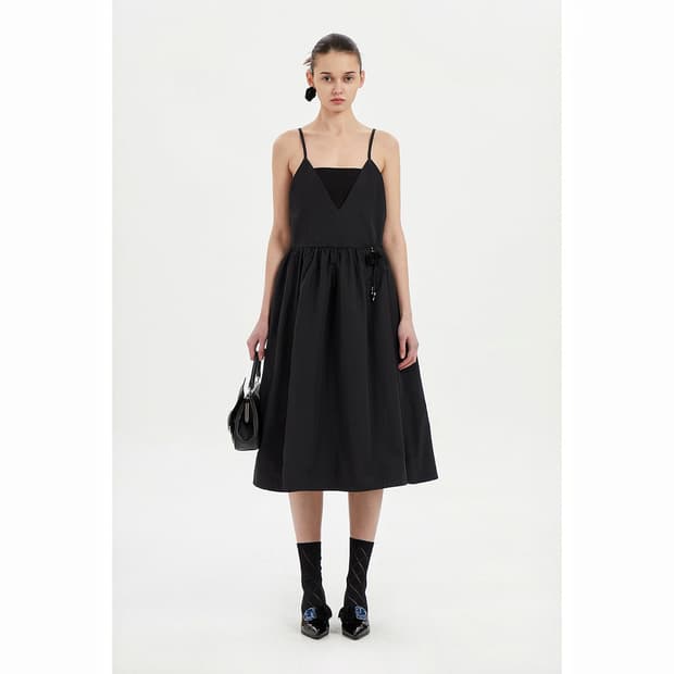 럭키슈에뜨 24 셔링 슬립 원피스