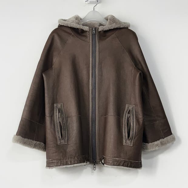 브루넬로쿠치넬리 시어링 레더 무스탕