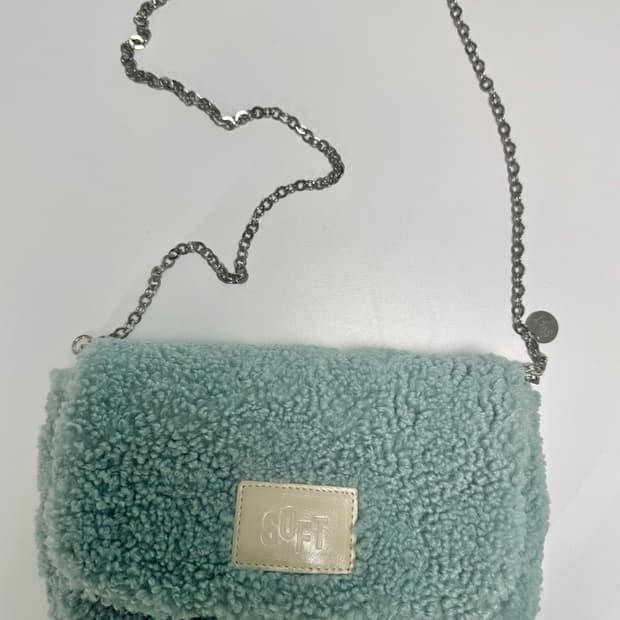 소프트서울 하늘색 뽀글이 퍼 숄더/크로스백