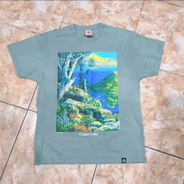 나이키 ACG 크레이터 레이크 반팔 티셔츠