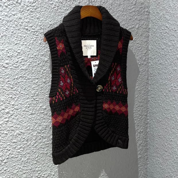 아베크롬비 니트 베스트
