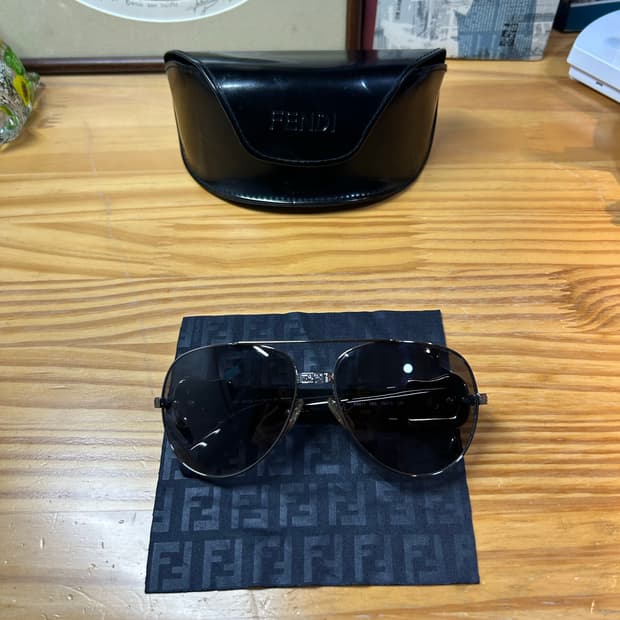 펜디 선글라스