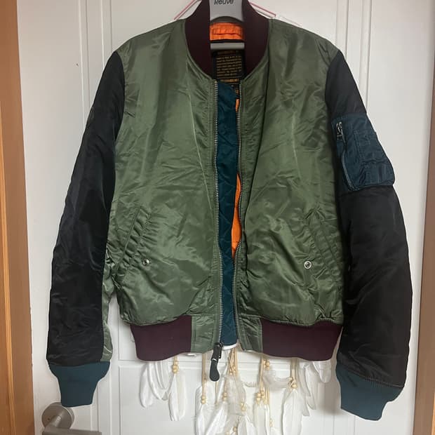 팔라디움 알파인더스트리 레어템 라지사이즈