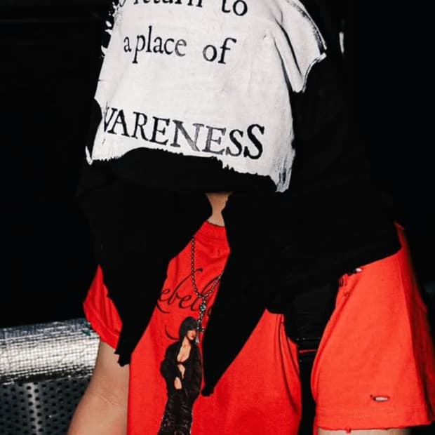 RESURRECITON13 24-AC004 black