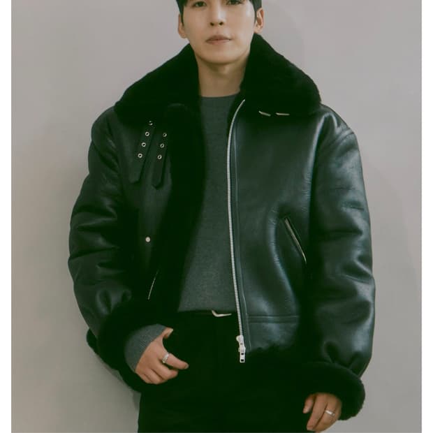 론트810 리얼레더 무스탕