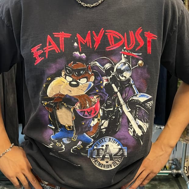 90s [XL] 워너브라더스 태즈 바이커 그래픽 빈티지 싱글스티치 티셔츠