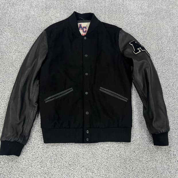 아메리칸콜리지 레더 바시티 