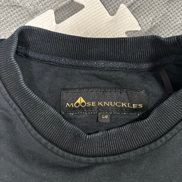 무스너클 맨투맨