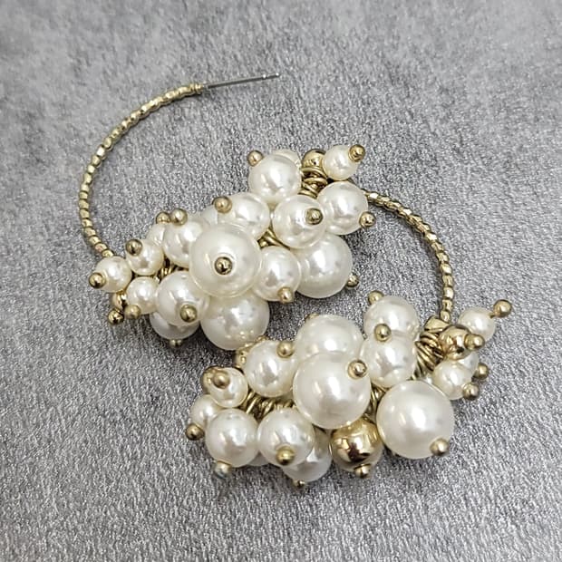 pearl earrings