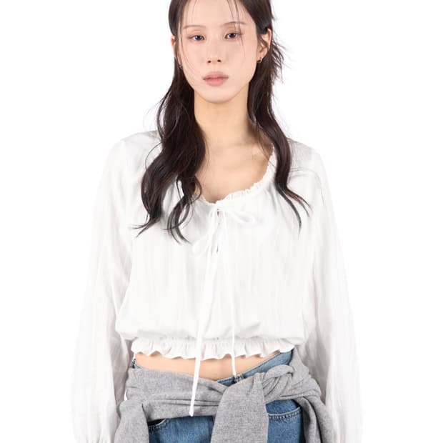 화이트 블라우스