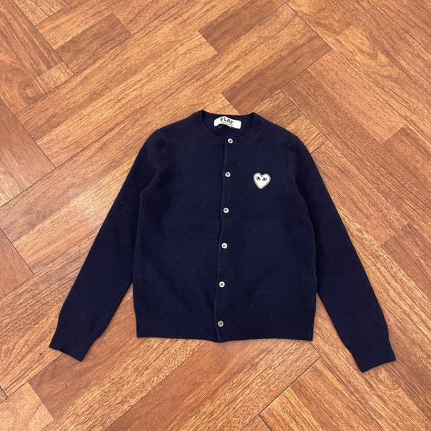 꼼데가르송 화이트와펜 가디건