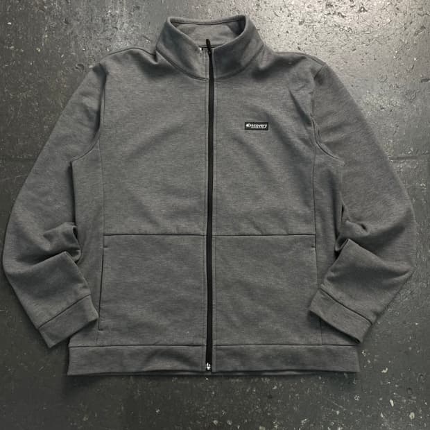 105 디스커버리 집업