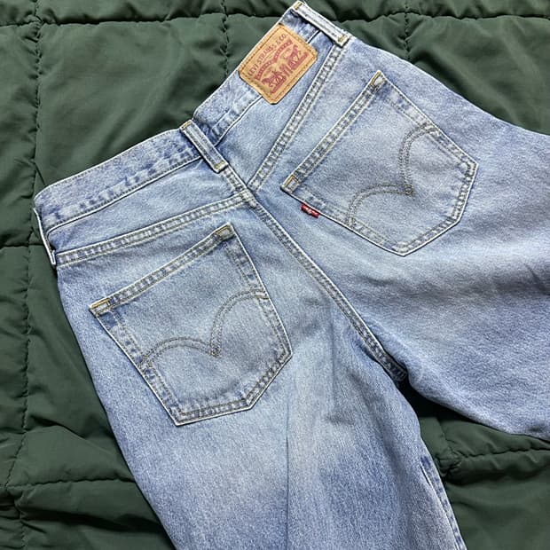 리바이스 ‘94 배기 데님