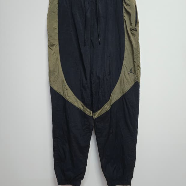 나이키조던 스포츠 잼 웜업 블랙/카키 트랙 팬츠