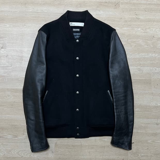 로파이 씬슐레이트 레더슬리브 울 양가죽 스타디움 자켓 [블랙] L/100