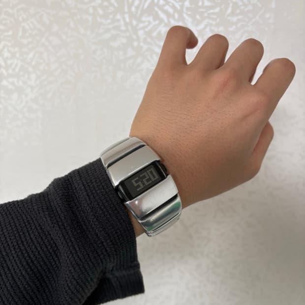 나이키 D line 빈티지 메탈워치