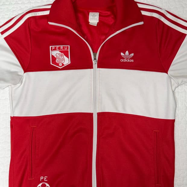 아디다스 페루 져지 판매합니다!!
