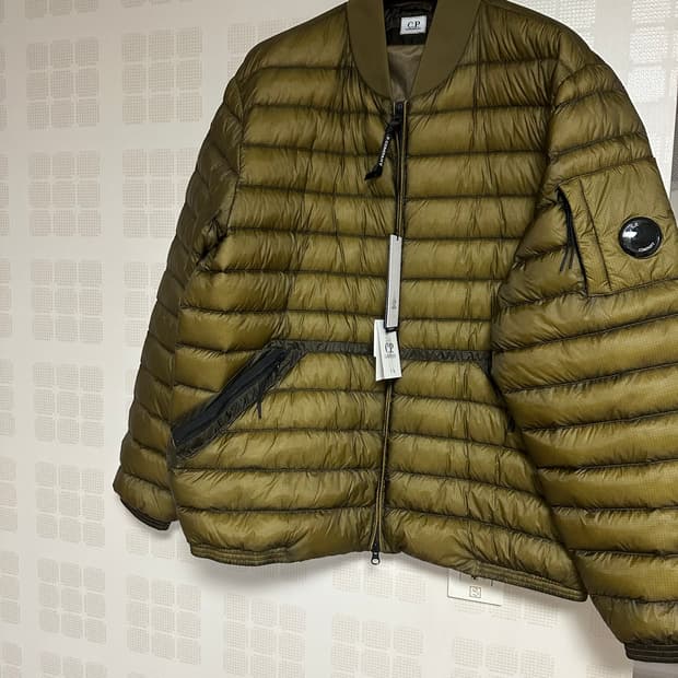 cp company 디디쉘 경량 패딩 54사이즈 새상품
