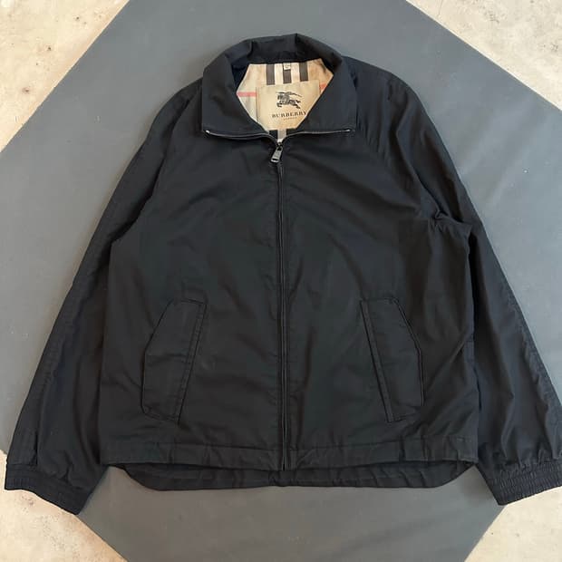버버리 나일론 자켓 Xl(100-105) 백화정 구매