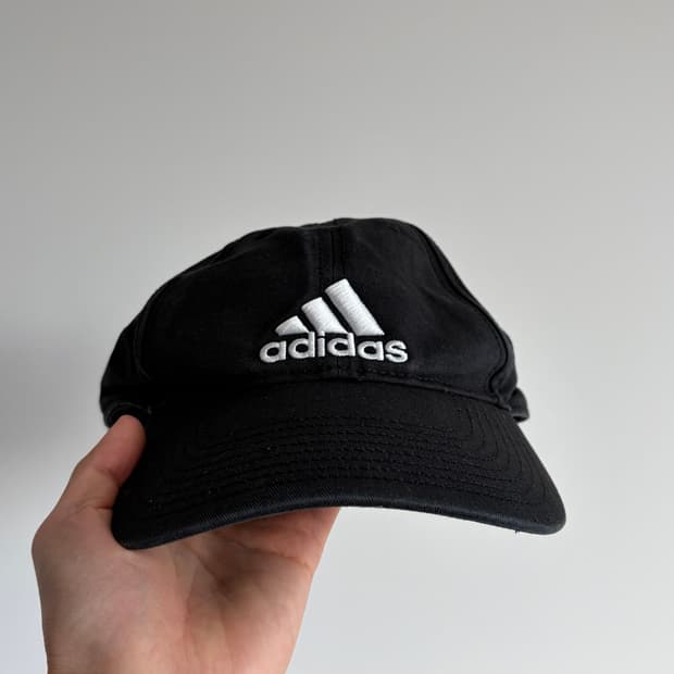 아디다스 퍼포먼스 삼선 베이직 블랙 볼캡