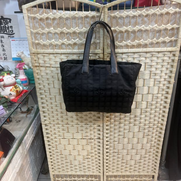 정품 샤넬 트래블 쇼퍼백 팝니다