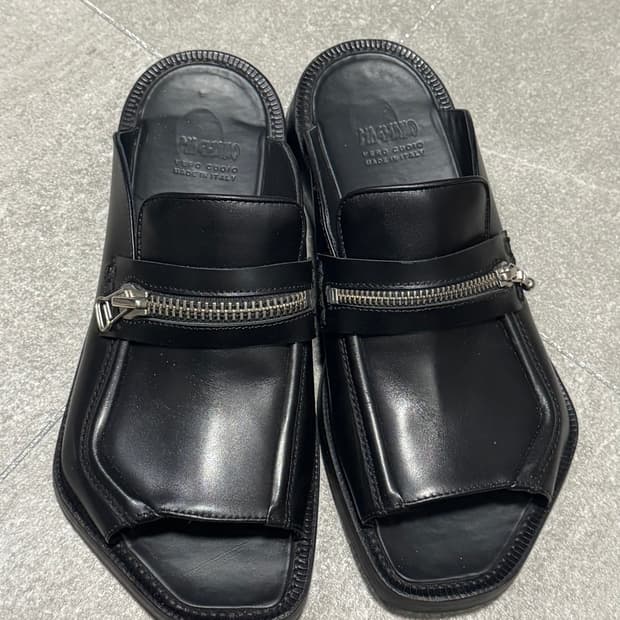 마리아노 몬스터 더비 슬리퍼 39사이즈