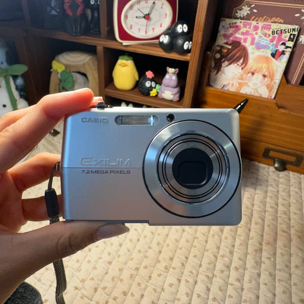 카시오 엑슬림 z700 디카 (디지털 카메라)