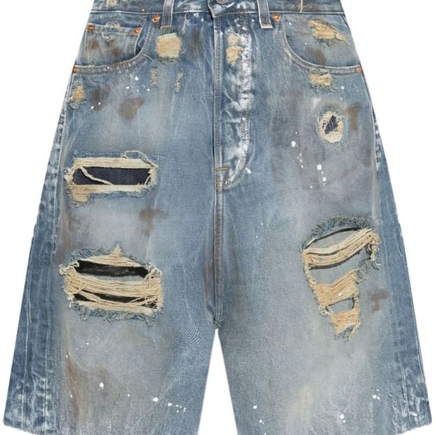 Vetements distressed shorts 32