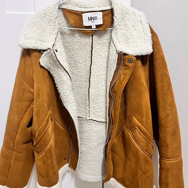 브라운 무스탕 자켓 Brown cropped suede jacket