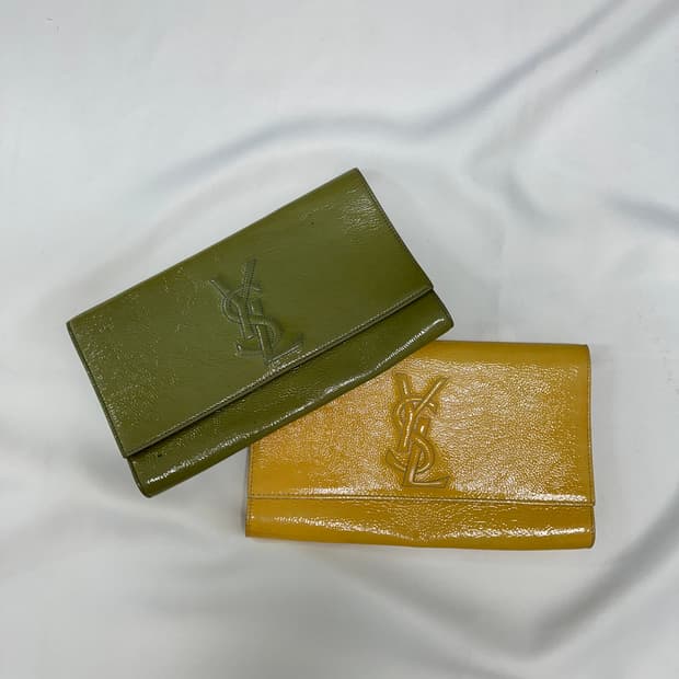 YSL 입생로랑 벨드쥬르 페이던트 클러치 그린