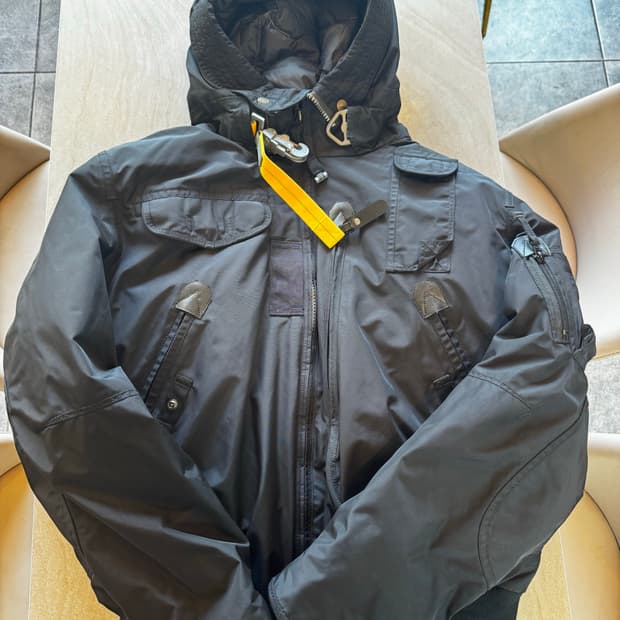 파라점퍼스 고비 L 사이즈 