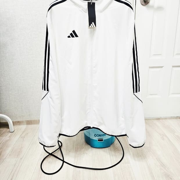 (100)L ♡미착용♡ 아디다스 에센셜 [흰검] 우븐 바람막이