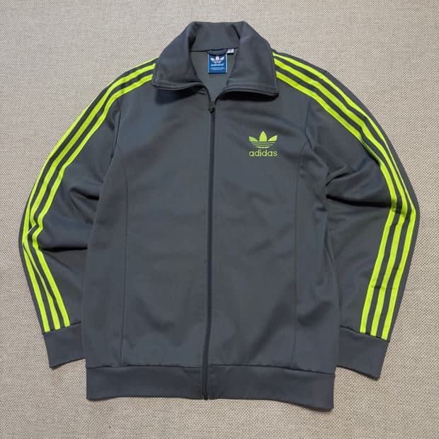 아디다스 유로파 트랙탑