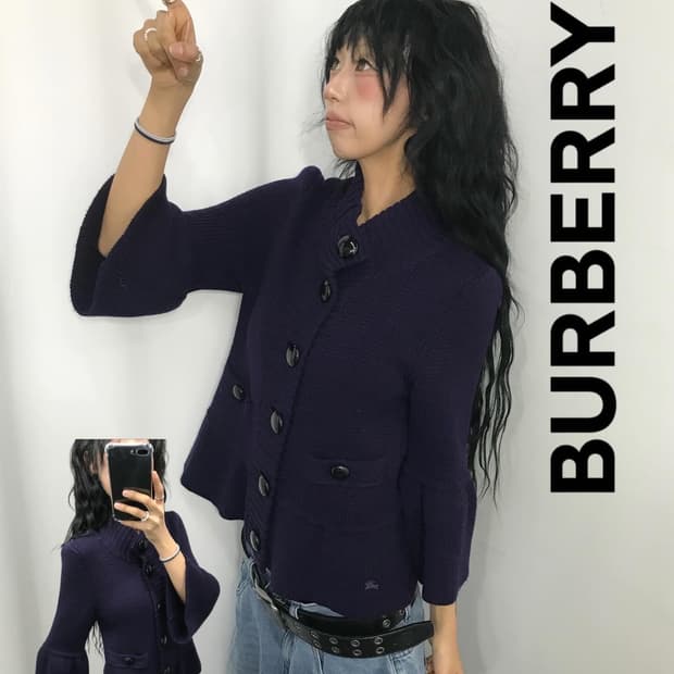 Burberry Flared Cardigan ( ⭐️Rare⭐️ ) 