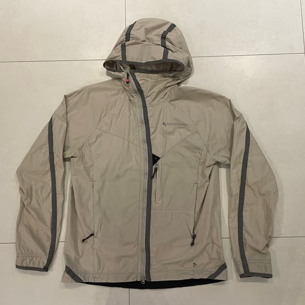 클라터뮤젠 안수르자켓 도브레이븐 M