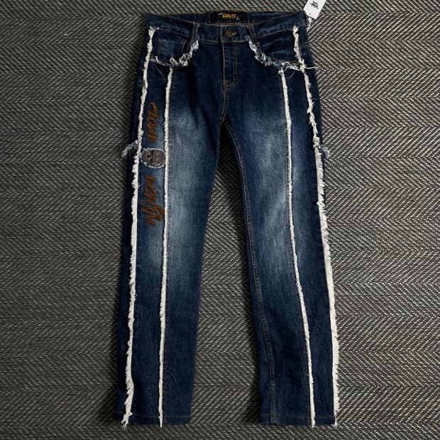 Y2K 빈티지 절개 디테일 자수 데님 팬츠o 3327